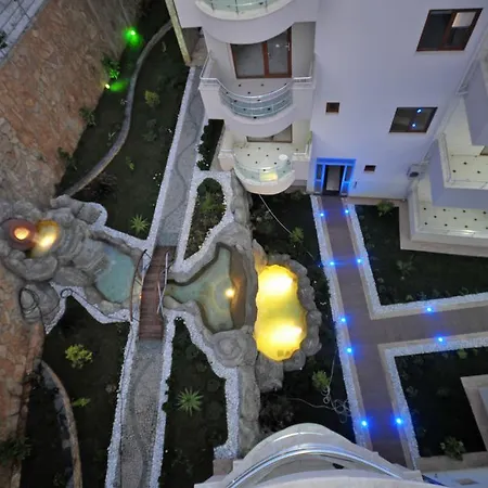 White Pearl Alanya شقة ماهموتلار